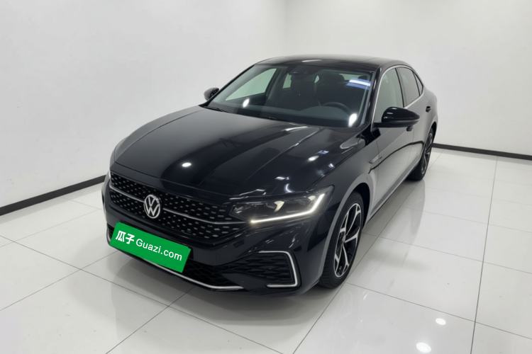Used Volkswagen Passat 2024 380TSI Starry Dragon Edition