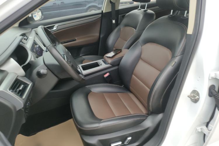 Used Geely Auto Emgrand GL 2018 1.4T DCT Prestige Smart Connectivity Version
