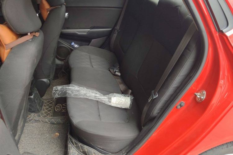 Used Kia K2 2015 Sedan 1.4L MT GLS