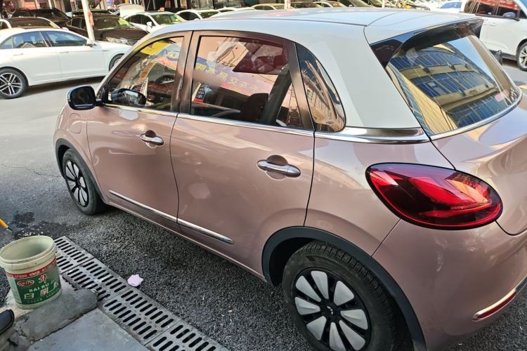 Used Wuling Bingo 2023 333 km Lingxi Connected+ Version
