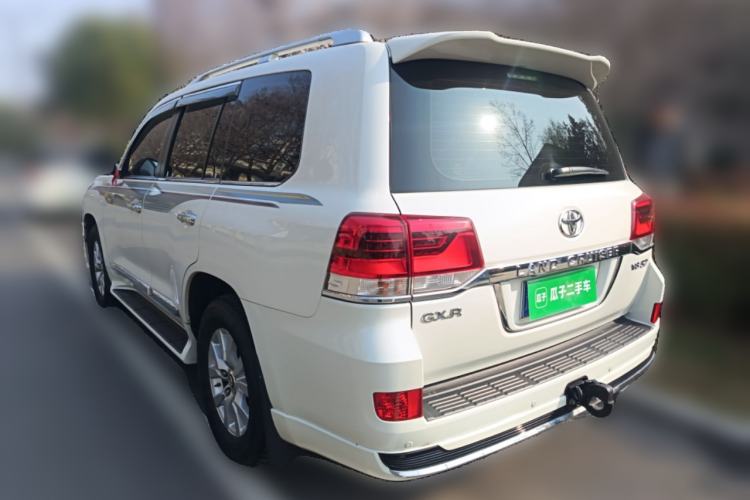 Used Toyota Land Cruiser 