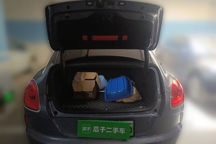 Used ORA Lightning Cat 2022 555 km Luxury Edition
