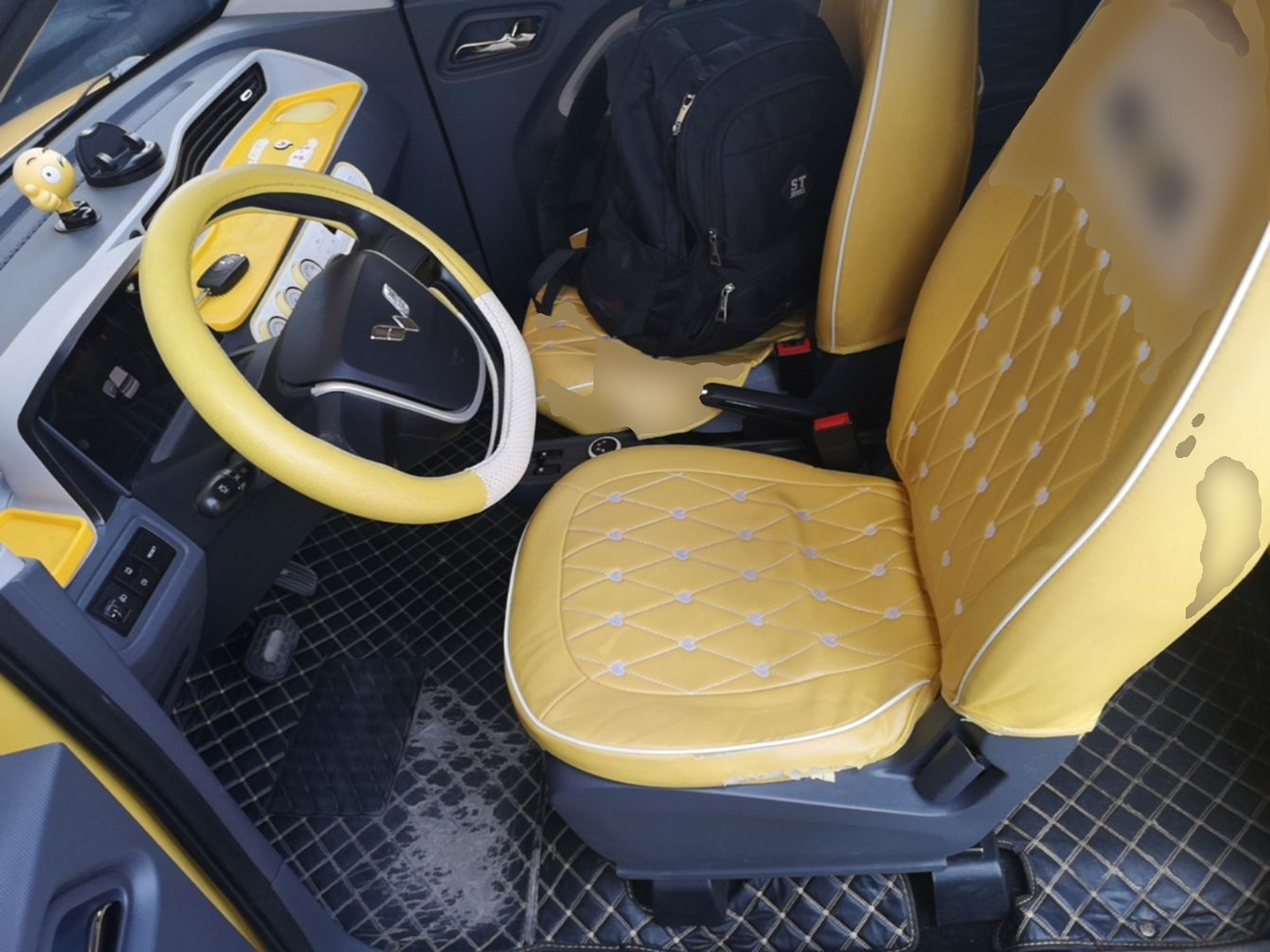 Interior delantero