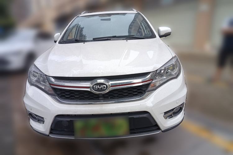 Used BYD S7 2017 2.0T Automatic Prestige Edition Front