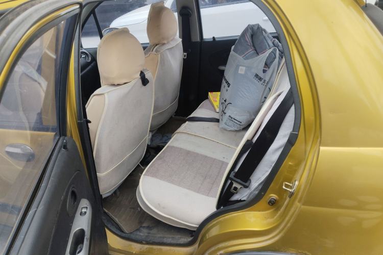 Used Baojun Lechi 2012 Revised Version 1.2L Manual Sporty Edition Dynamic Type
