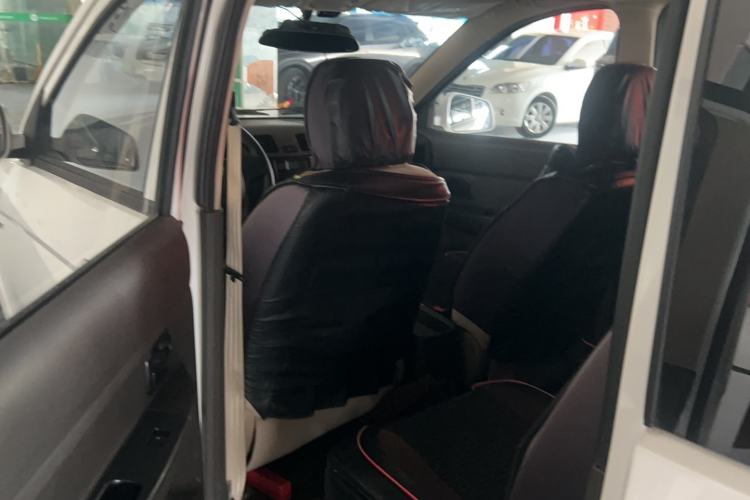 Used Wuling Hongguang 2018 1.5L Classic S Standard Model Left Rear Seat