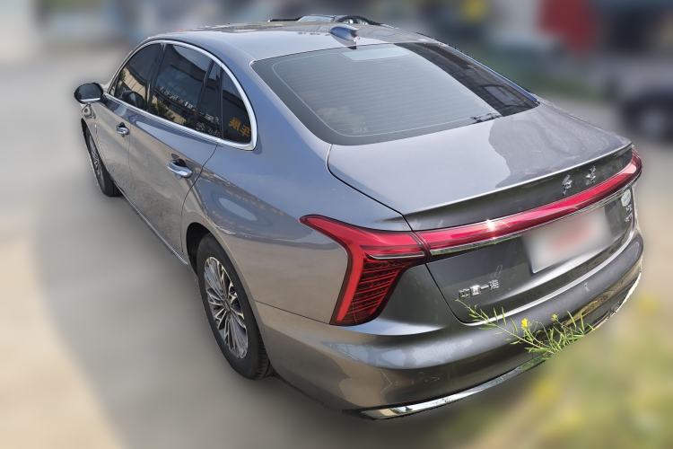 Used Hongqi H5 2023 2.0T Automatic Smart Connect Flagship Edition