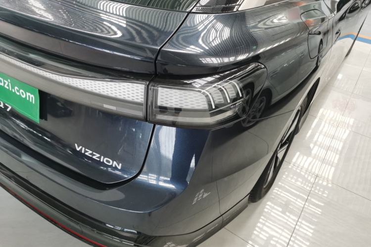 Used Volkswagen ID.7 VIZZION 2024 AIR model
