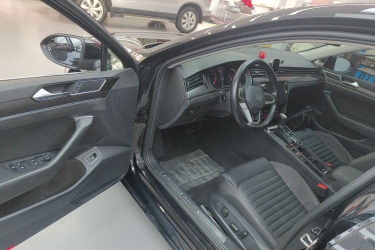 Used Volkswagen Magotan 2020 330TSI DSG Luxury Edition