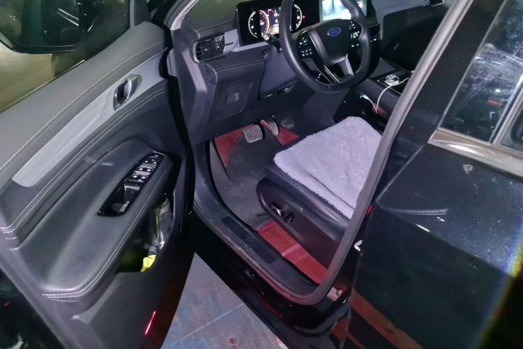 Used Ford Equator 2023 EcoBoost 225 Platinum Edition 7-Seater (2/3/2)