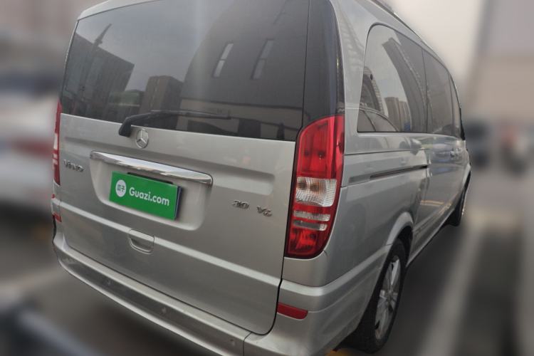 Used Mercedes-Benz Viano 2013 3.0L Hospitality Edition Rear Right 45 Deg