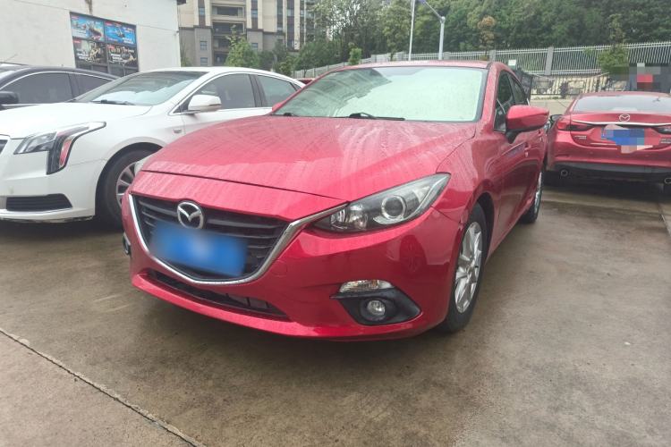 Used Mazda 3 Axela 2014 Sedan 1.5L Automatic Luxury Model