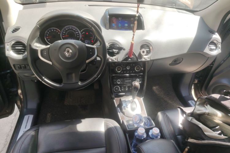 Used Renault Koleos 2014 2.5L 4x4 Comfort Edition
