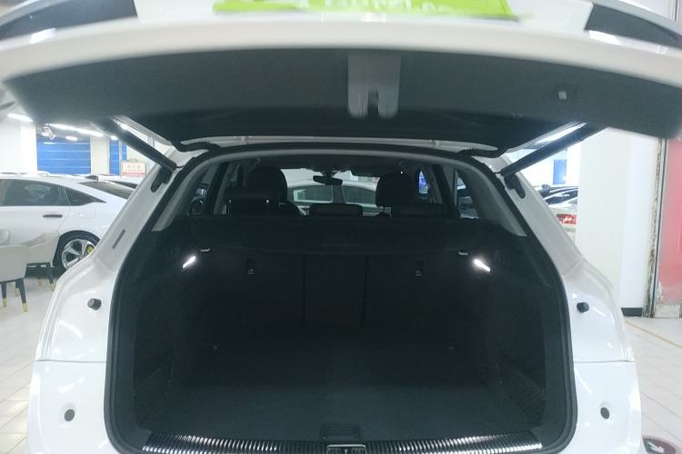 Used Audi Q5L 2021 40 TFSI Fashion Dynamic Model
