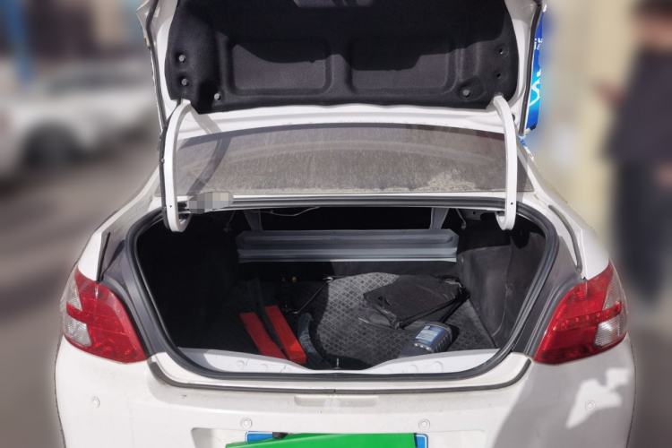 Used Peugeot 301 2014 1.6L Manual Comfort Edition