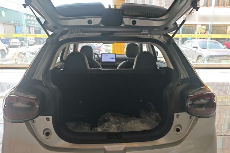 Used Dongfeng NAMMI 01 2024 Co-Creation Edition Co-Creation YOU Edition Trunk