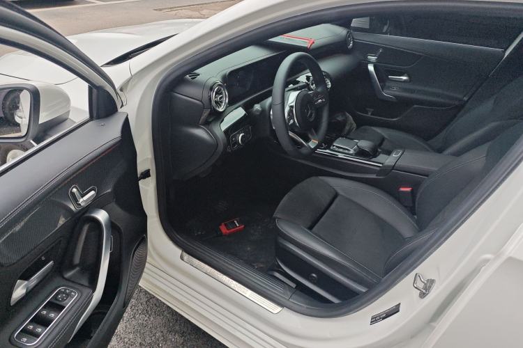 Used Mercedes-Benz A-Class 2020 Restyled A 200 L Sport Sedan Fashion Version Driver Seat