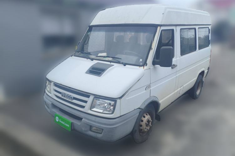 Used Iveco Daily 2014 2.5T-A35 NJ6484ACM47Z4