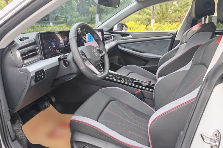 Used Volkswagen Lamando 2023 Lavida L 280TSI DSG Cool & Spicy Edition
