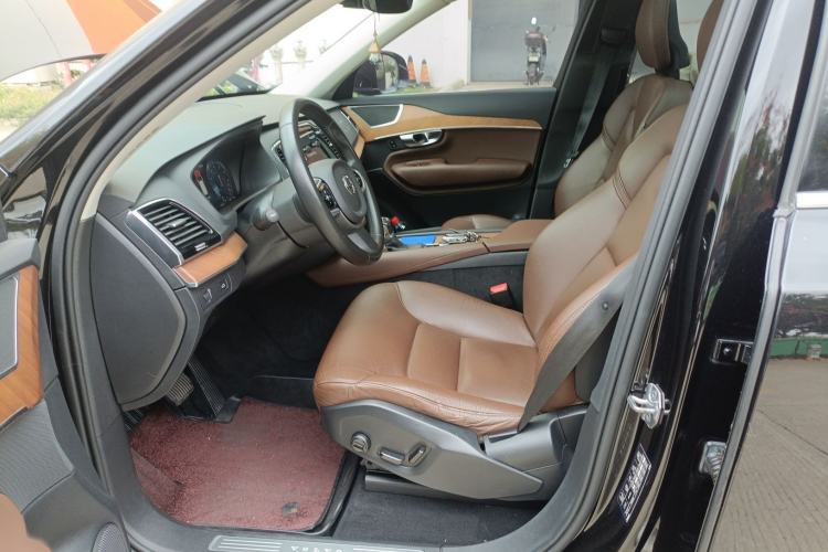 Used Volvo XC90 2020 T6 Zhiyi Luxury 7-Seater
