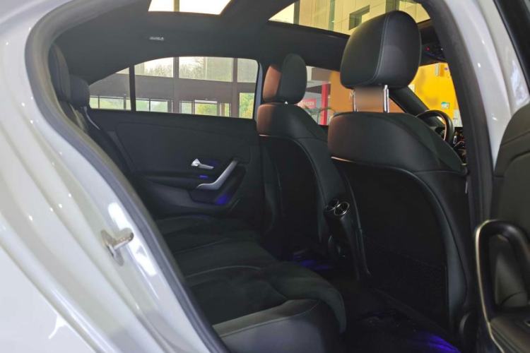 Used Mercedes-Benz A-Class 2021 A 200 L Sport Sedan Fashion Model
