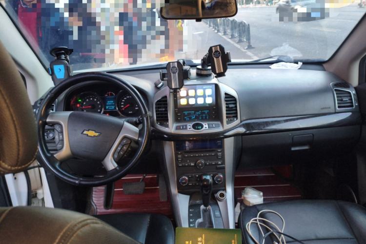 Used Chevrolet Captiva 2015 2.4L 4x4 Flagship Edition 7-Seater