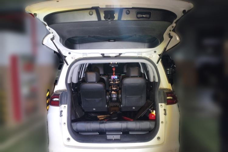 Used GAC Trumpchi M6 2021 270T DCT Luxury Edition (7 Seats)
