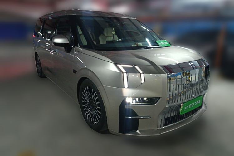 Used Zeekr 009 2022 WE Edition
