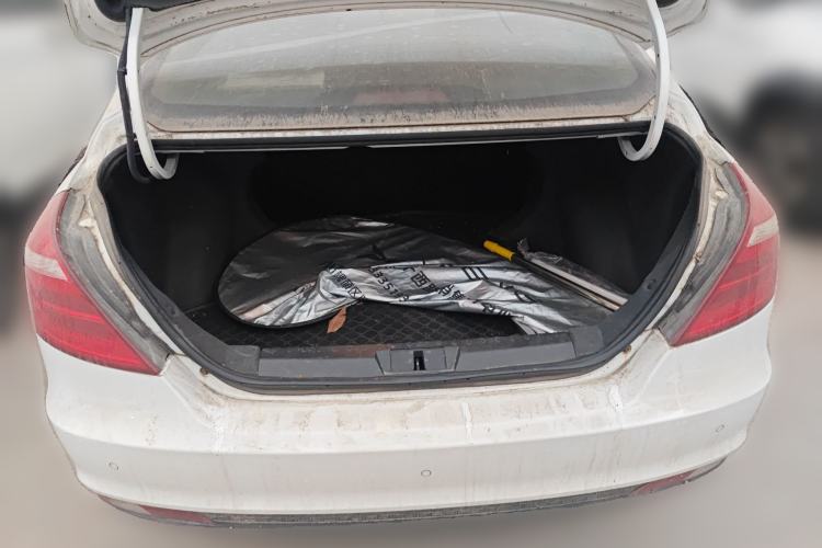 Used Geely Auto Emgrand 2017 Sedan Million Edition 1.5L Manual - Upward Version