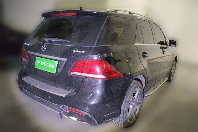 Used Mercedes-Benz GLE 2015 GLE 400 4MATIC Rear Right 45 Deg