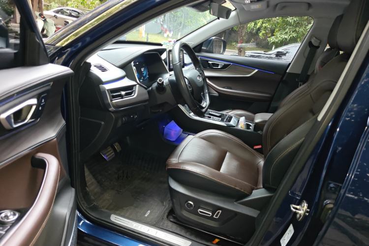 Used Chery Tiggo 8 2019 1.6 TGDI Automatic Prestige Model
