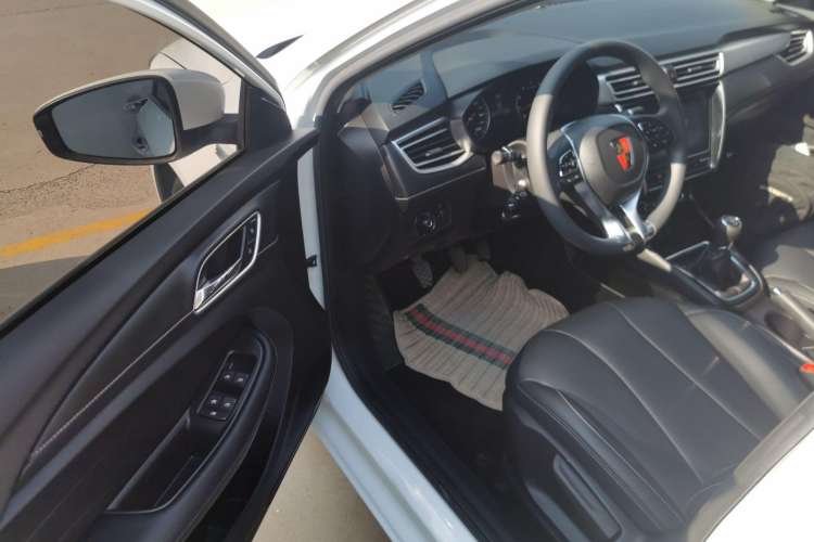 Used Roewe i5 2019 1.5L Manual 4G Connect Leehao Flagship Edition