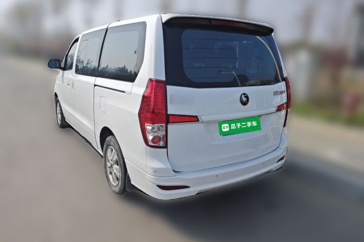 Used FORTHING Lingzhi PLUS 2021 2.0L Manual Standard Version CNG 7 Seats
