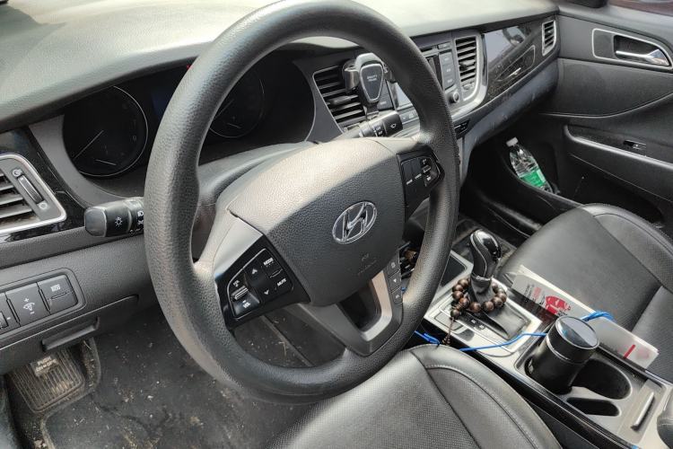 Used Hyundai Mistra 2014 1.8L Automatic Smart GLS
