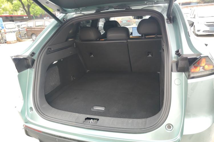 Used Deepal S07 2024 520Max Pure Electric Version Trunk