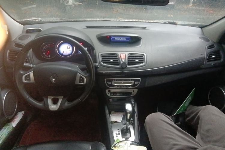 Used Renault Fluence 2015 2.0L Fashion Edition
