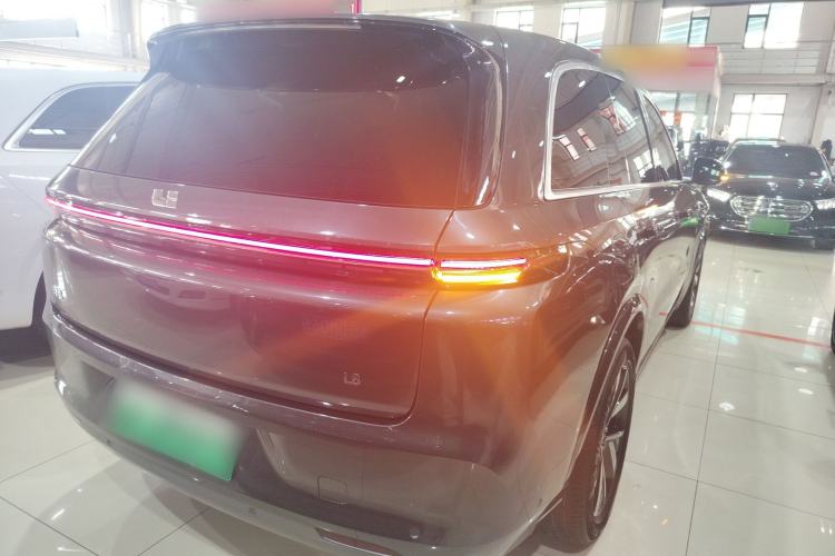Used Li Auto L8 2023 Pro Model
