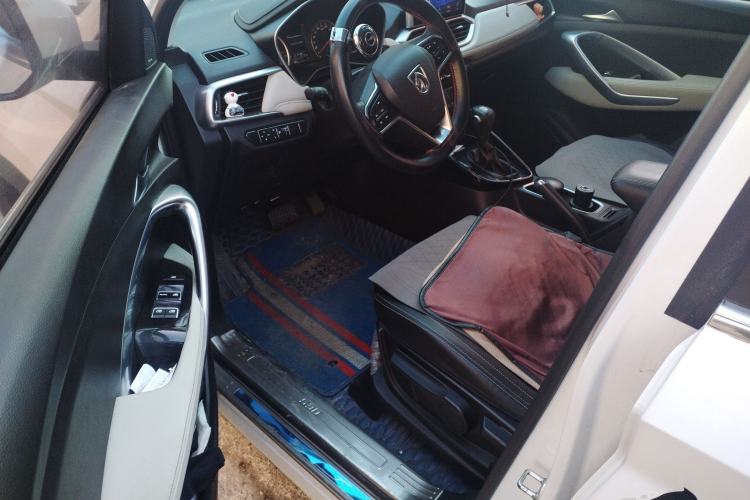 Used Baojun 530 2019 1.5T CVT Luxury Model 7 Seats China V Emission Standard
