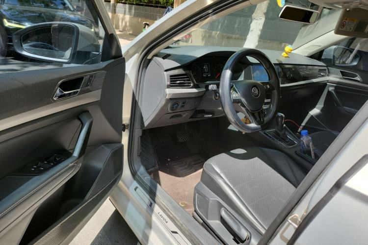 Used Volkswagen Lavida 2018 1.5L Automatic Comfort Edition China V Standard