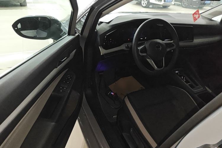 Used Volkswagen Golf 2023 Facelift 280TSI DSG Pro
