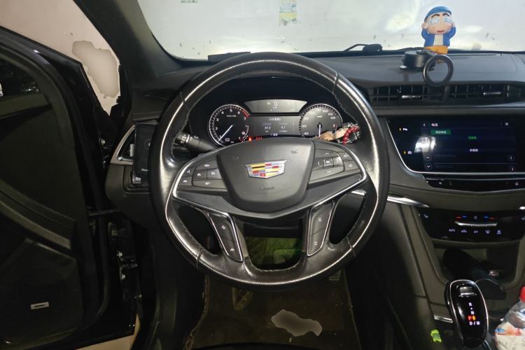 Used Cadillac XT5 2022 2.0T Two-Wheel Drive Luxury Version
