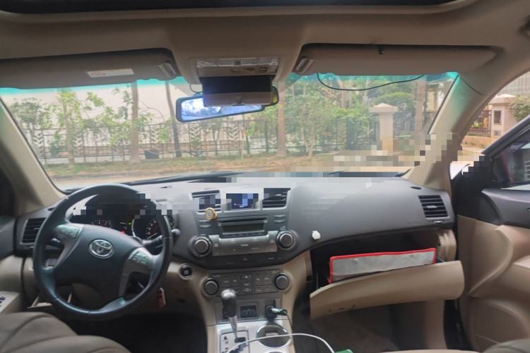 Used Toyota Highlander 2009 2.7L Two-Wheel Drive 7-Seater Luxury Edition
