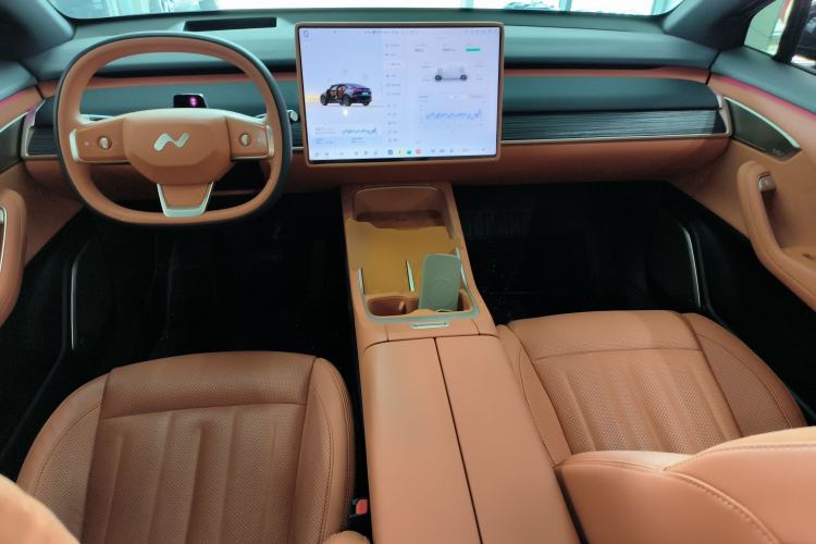 Used ONVO L60 2024 60 kWh Rear-Drive Version