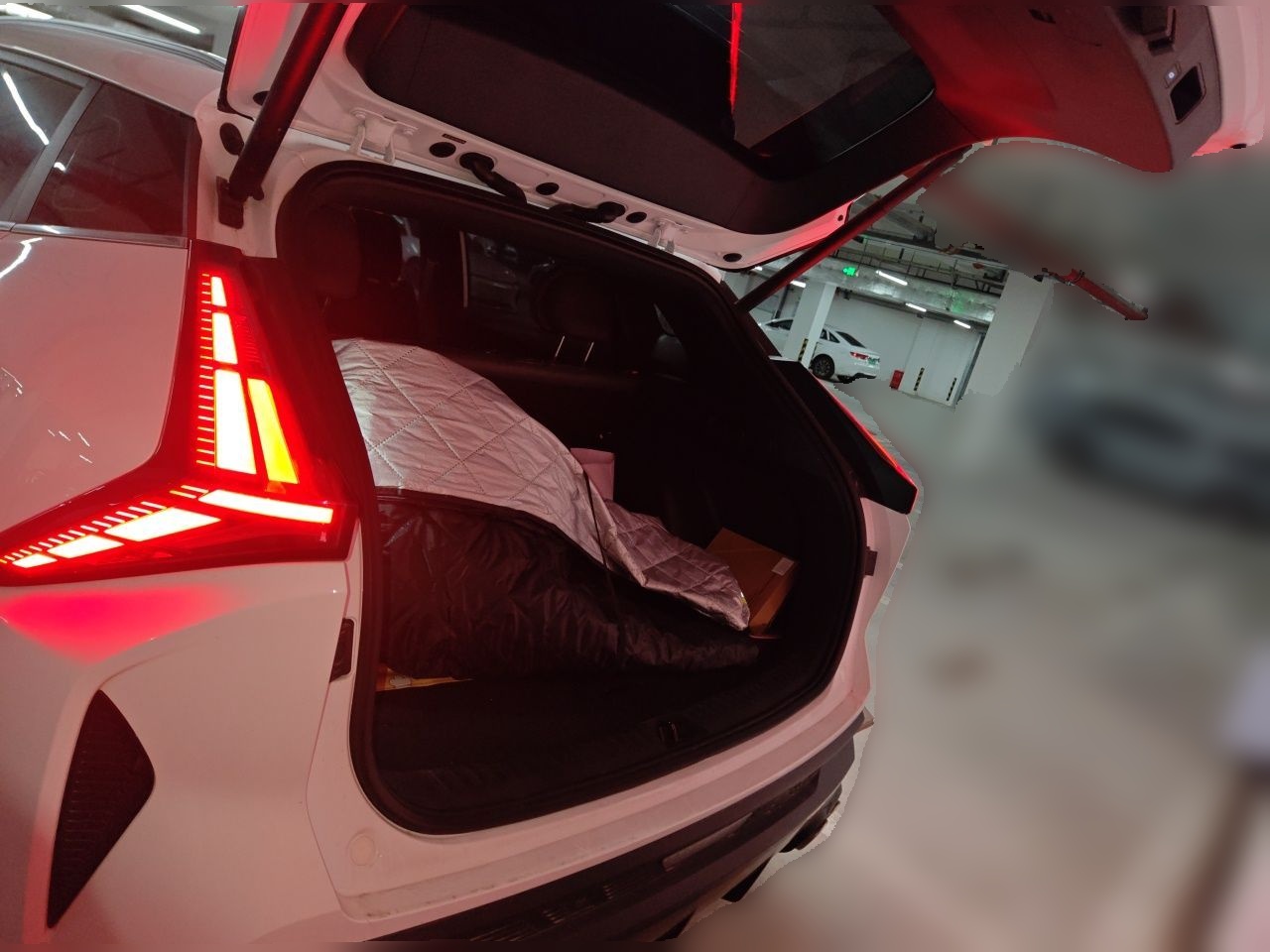 Geely Auto Emgrand X7 Sport 2024 1.5TD Smart Connect+ — снимка 19