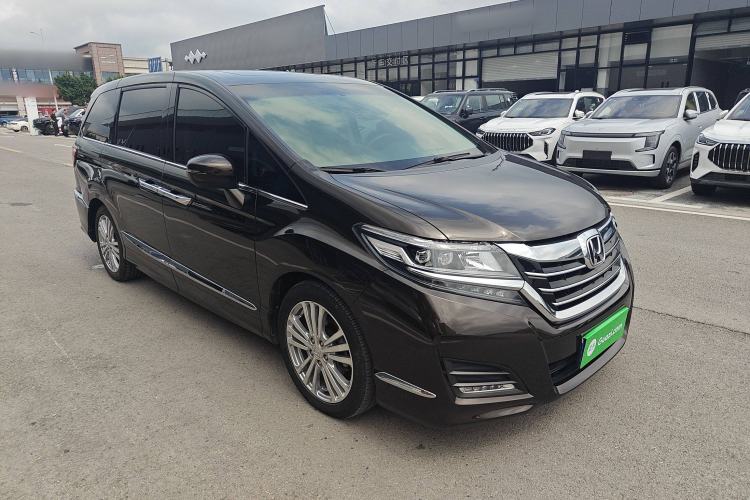 Used Honda Elysion 2016 2.4L Comfort Edition
