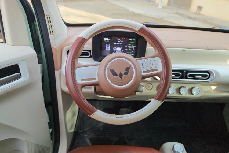 Used Wuling Hongguang MINIEV 2024 3rd Generation 215km Youth Edition Steering Wheel