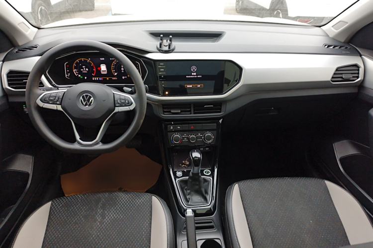 Used Volkswagen Tacqua 2023 200TSI DSG Joy-Connect Edition