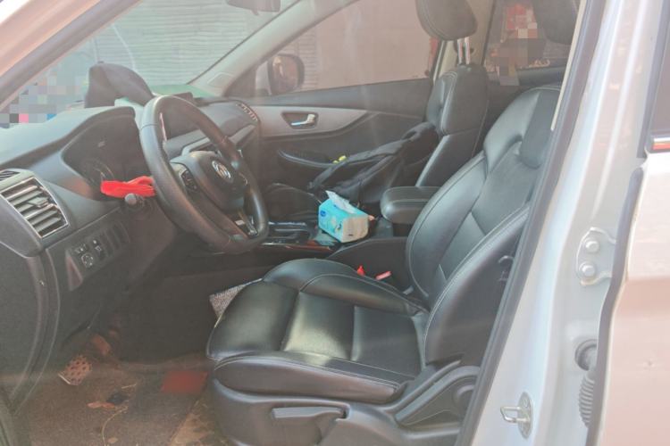 Used Dongfeng Fengon S560 2018 1.8L CVT Elite Model 7 Seats Left Front Seat