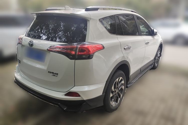 Used Toyota RAV4 2018 2.5L Automatic 4x4 Elite i Edition Rear Right 45 Deg