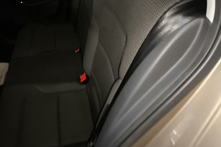 Used Volkswagen Golf 2017 1.6L Automatic Comfort Million-Vehicle Anniversary Edition
